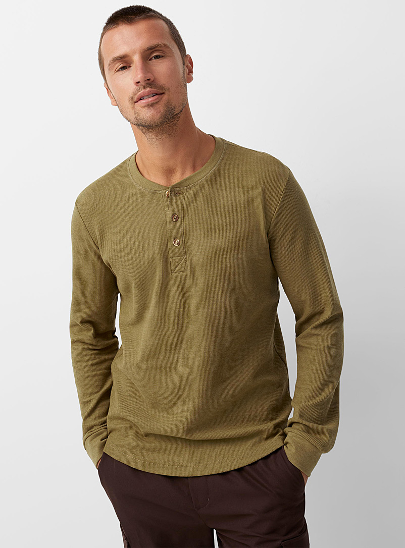 Le 31 Mossy Green Waffle Henley T-shirt for men