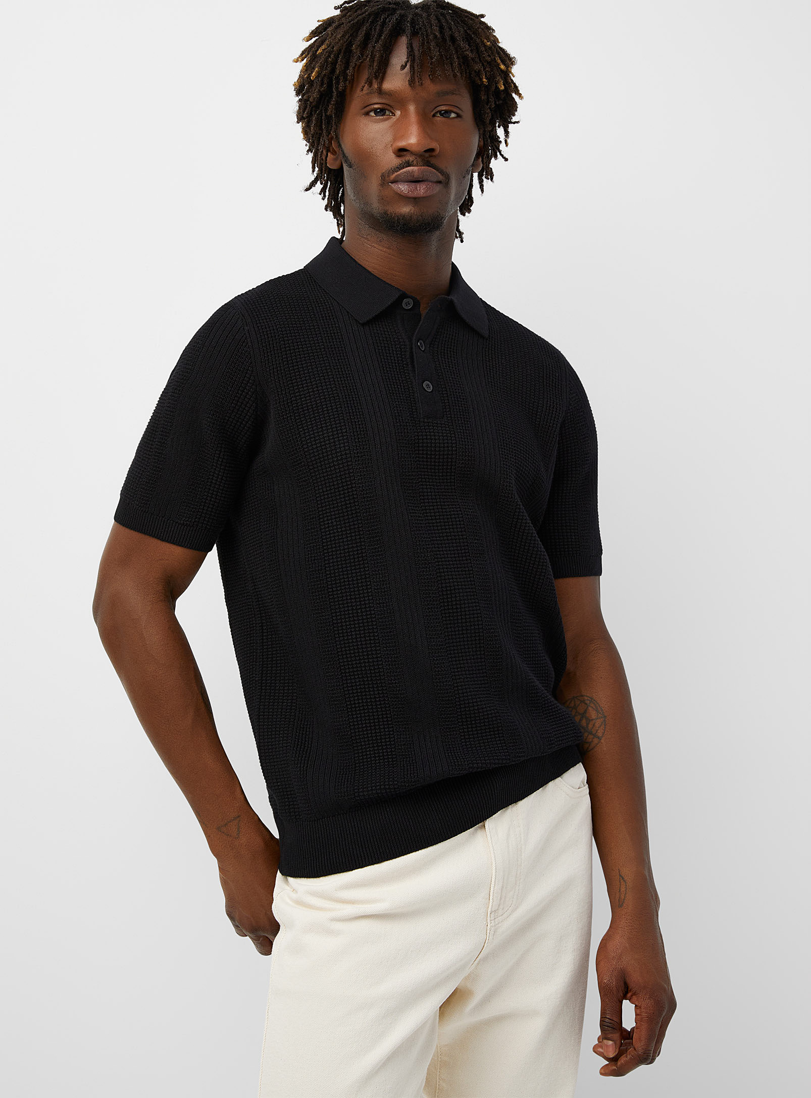 Rumors Mixed Embossing Knit Polo In Black
