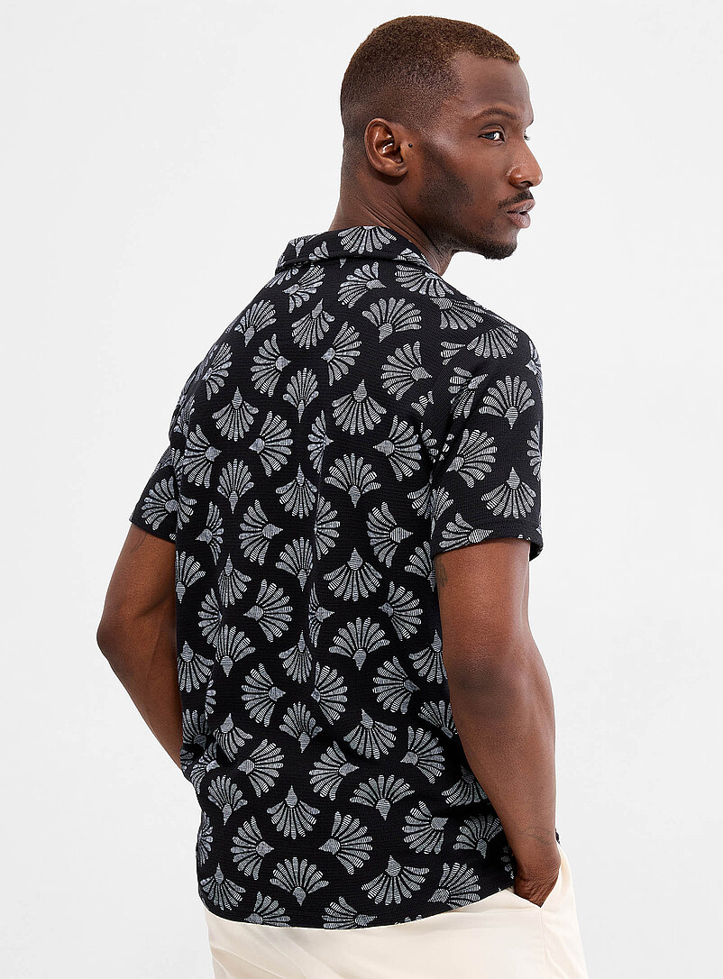 Geo fan print Johnny collar polo product image 3