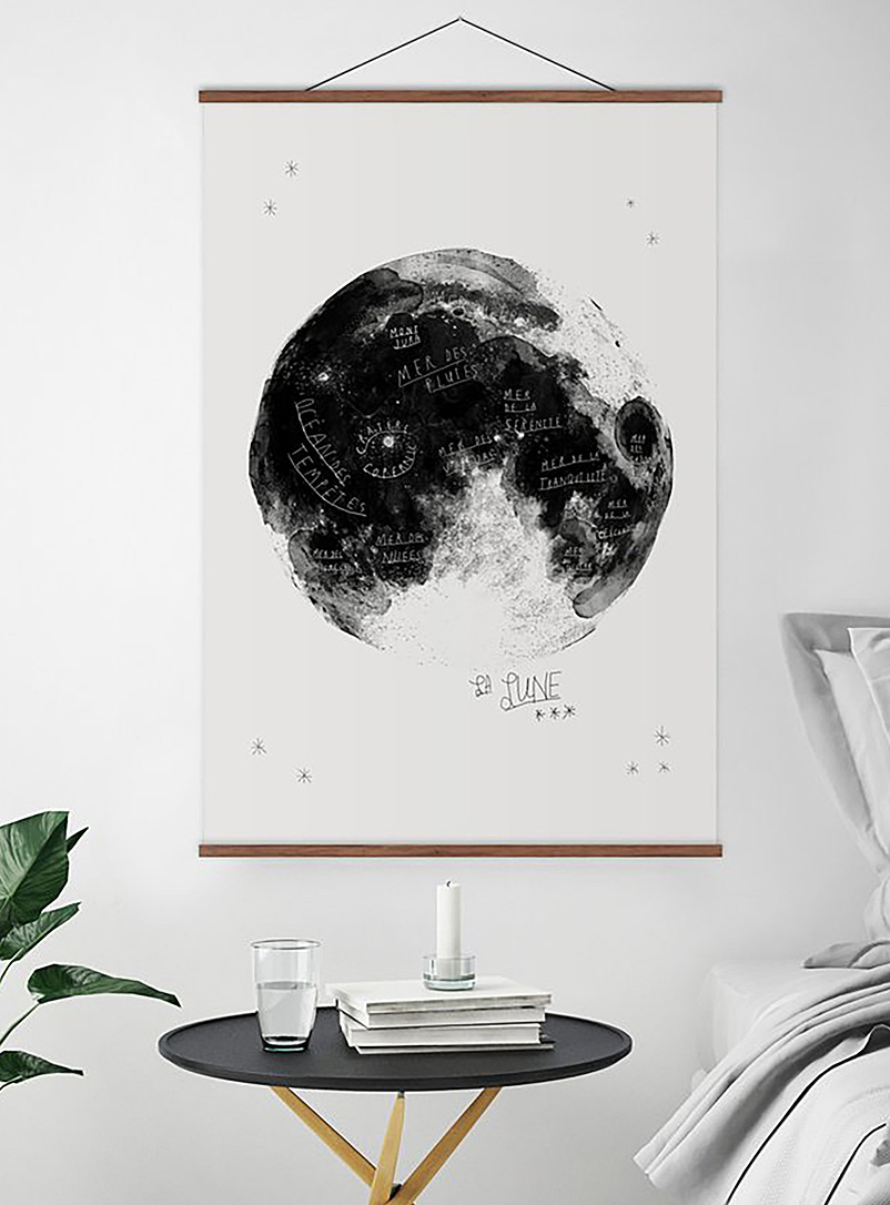Baltic Club: L'affiche La lune Voir nos formats offerts Blanc