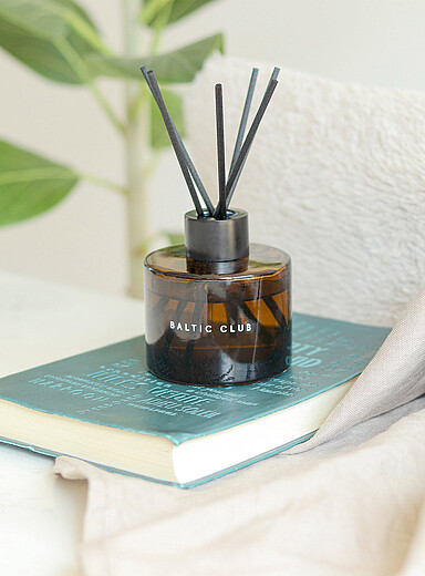 Willow Blossom reed diffuser