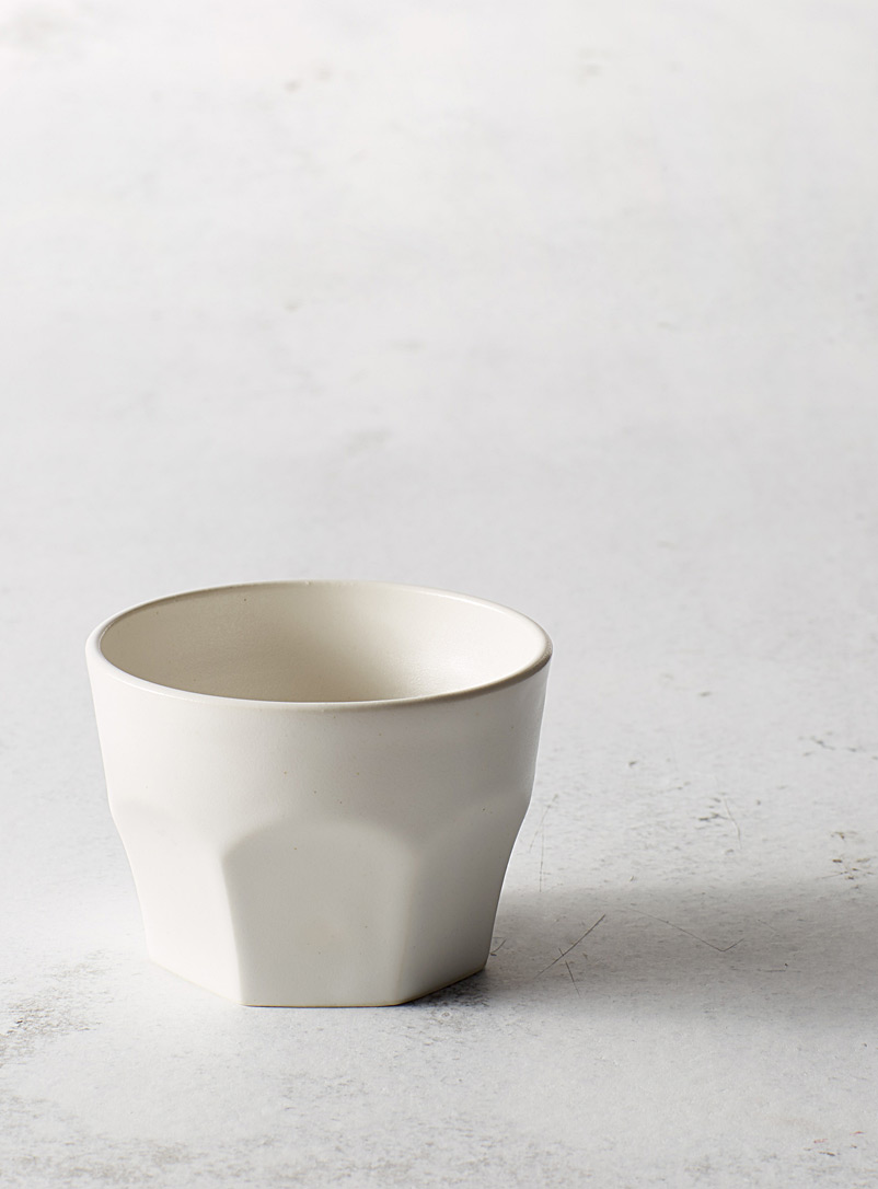 A + J Métissage: Le gobelet en céramique 8 oz Blanc