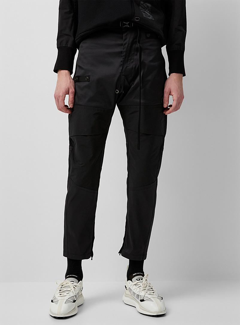 Niløs: Le pantalon noir matières mixtes Noir pour homme