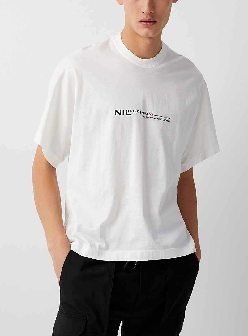 Niløs: Le t-shirt signature manches carrées Ivoire blanc os pour homme