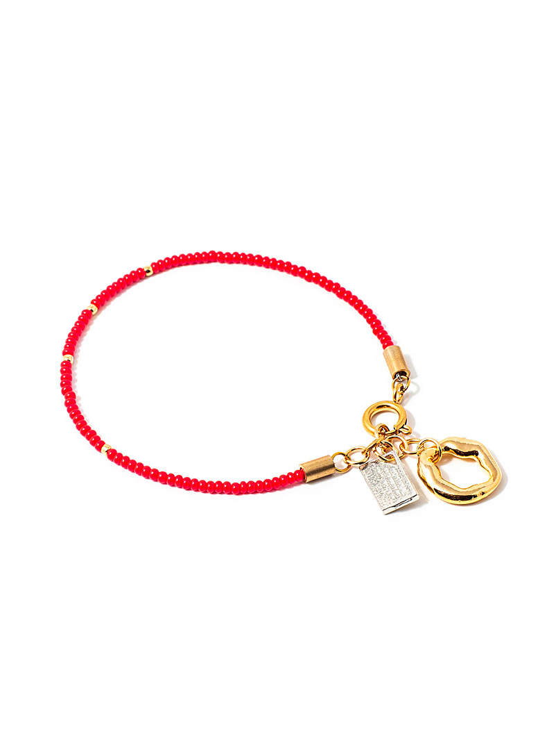 Anne-Marie Chagnon: Le bracelet Abra Rouge