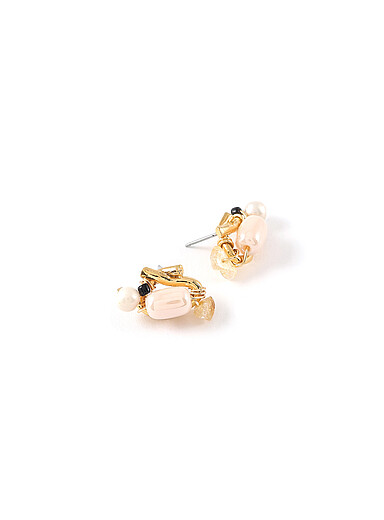 Anne-Marie Chagnon: Les boucles d'oreilles Epra Bleu p&acirc;le - Bleu ciel