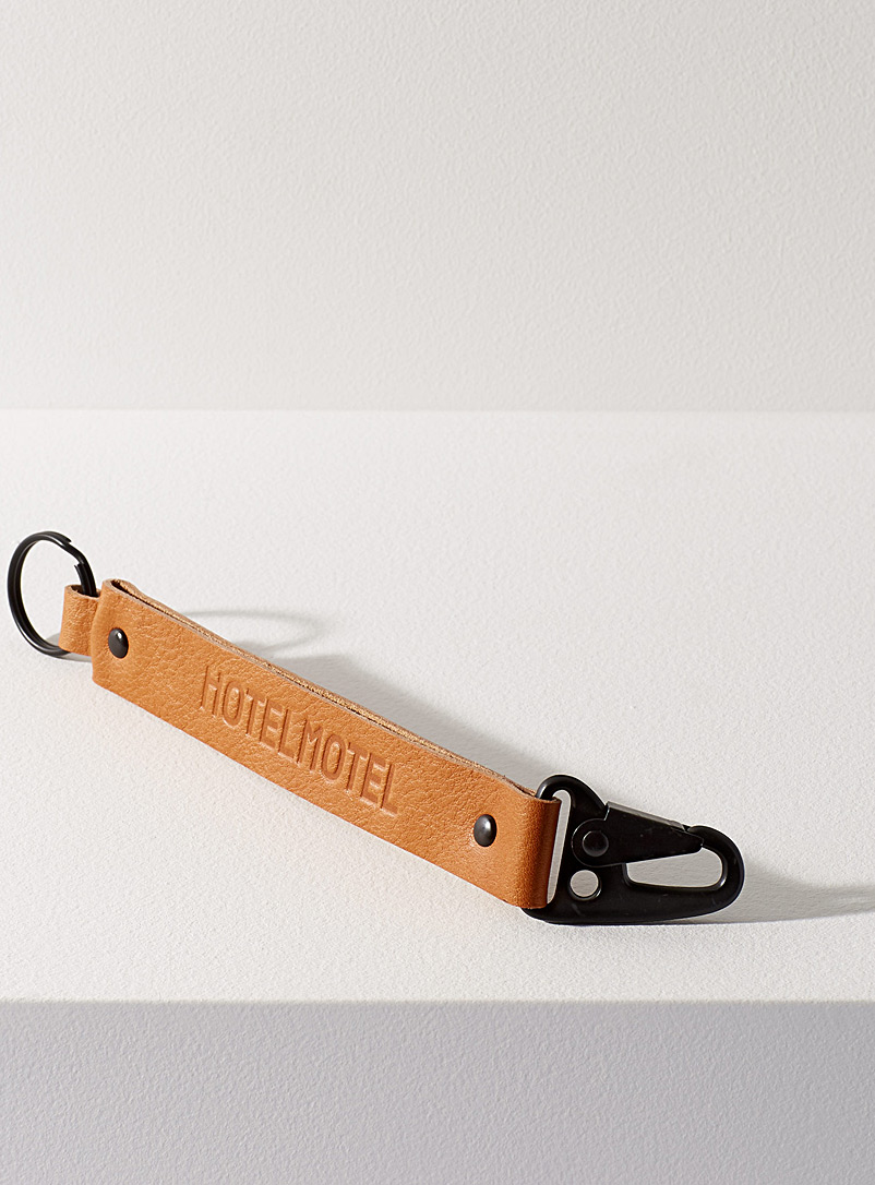 HOTELMOTEL Honey Deluxe leather keychain