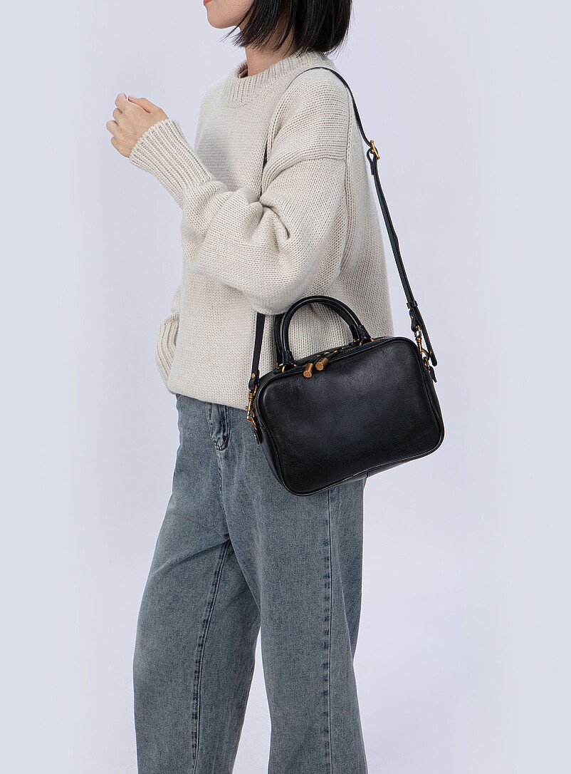 Uppdoo Brown Bento sleek leather bag