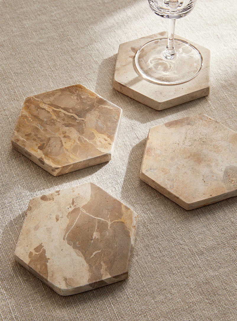 Simons Maison: Les sous-verre hexagonaux en céramique Ensemble de 4 Sable