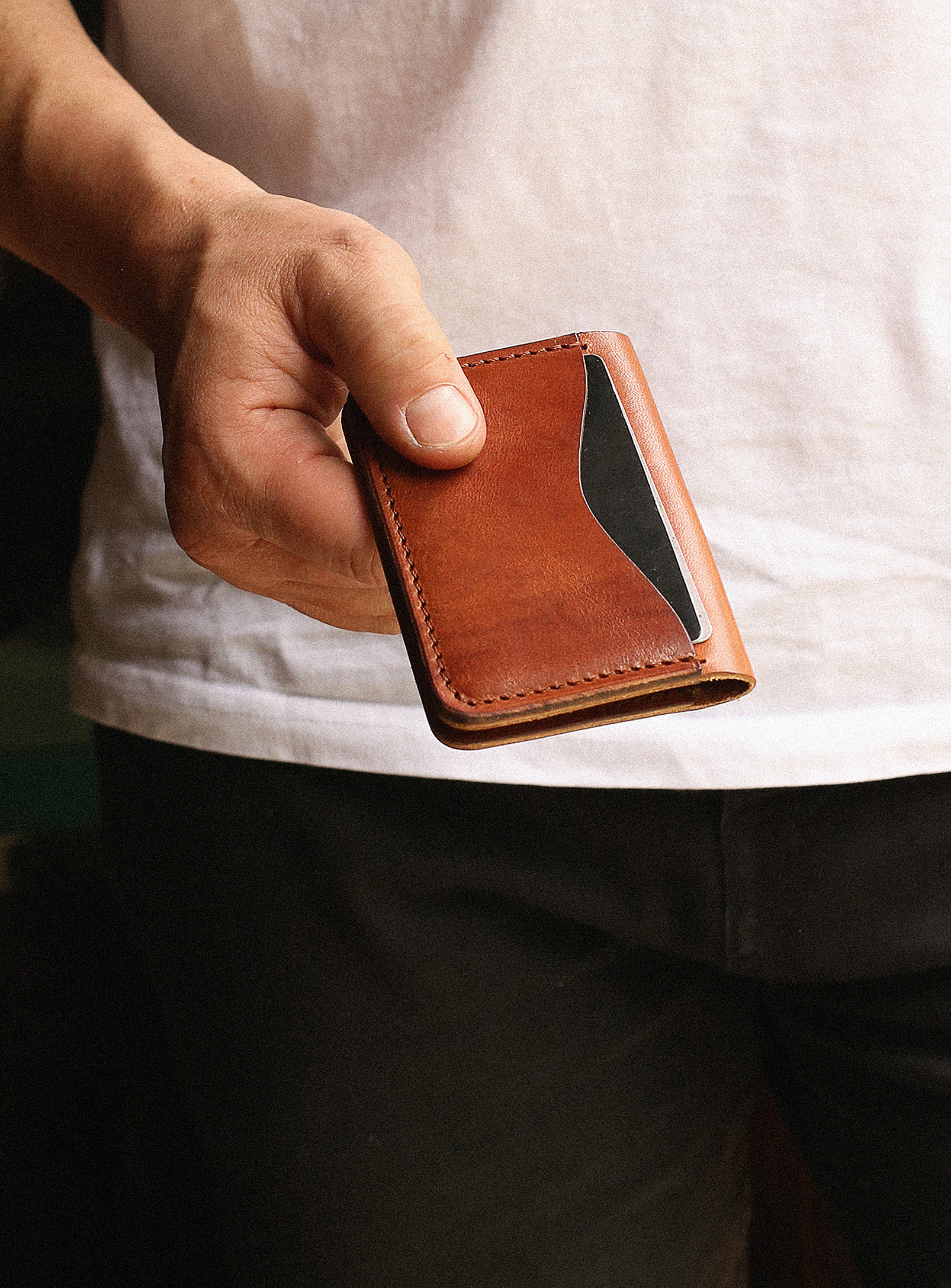 La Compagnie Robinson Three-pocket Card Holder In Brown