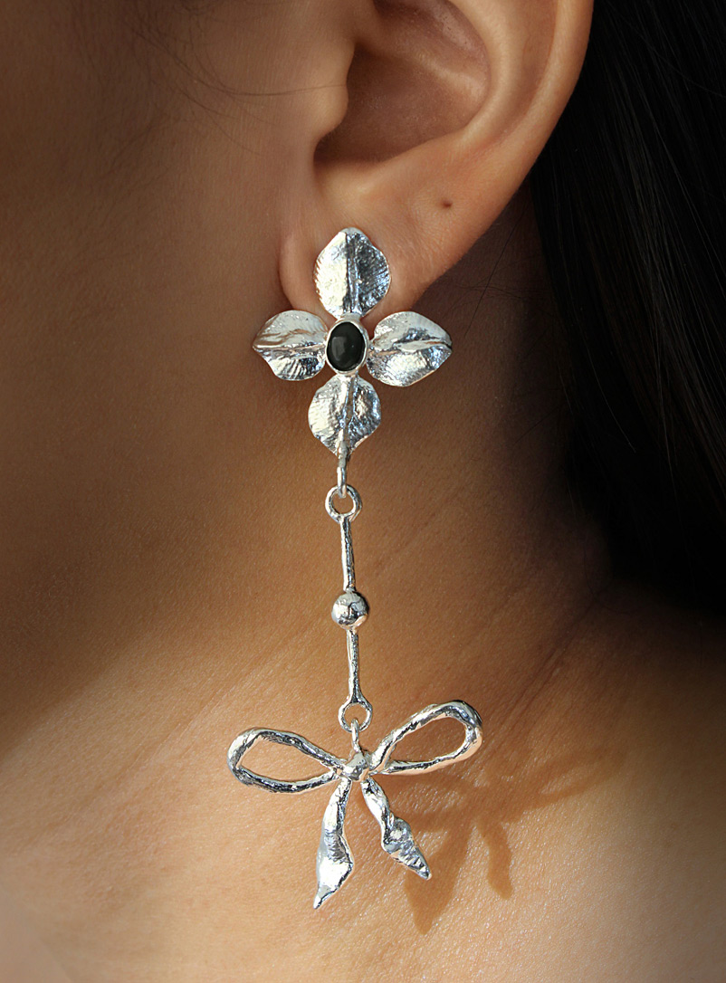 ORA-C Black Willow Bow earrings for women
