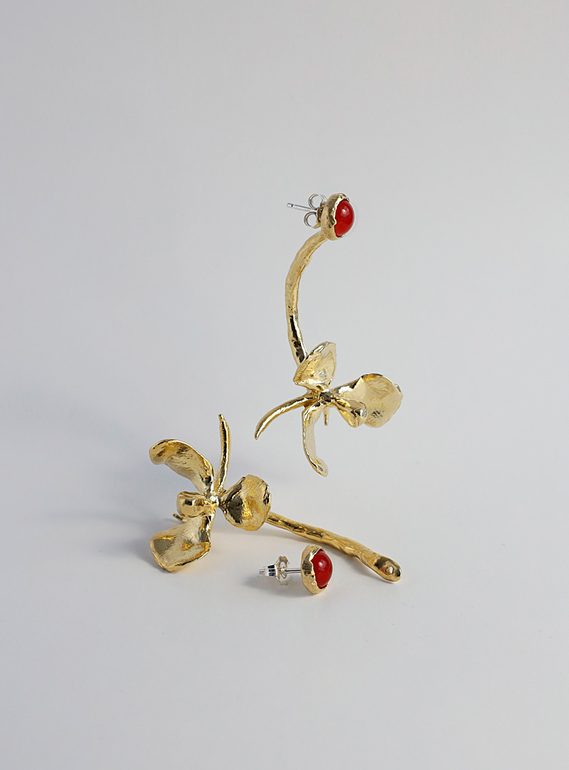 ORA-C: Les boucles d'oreilles en laiton Magnolia Drip Rouge