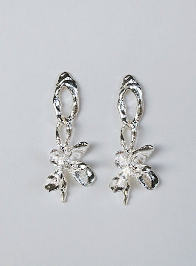 ORA-C: Les boucles d'oreilles en argent sterling Chunky Lilies Argent
