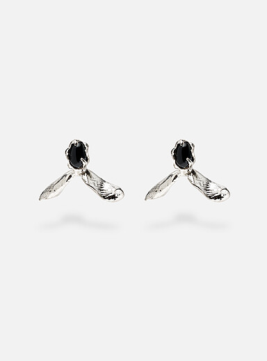 ORA-C: Les boucles d'oreilles onyx Ace of Ferns Noir