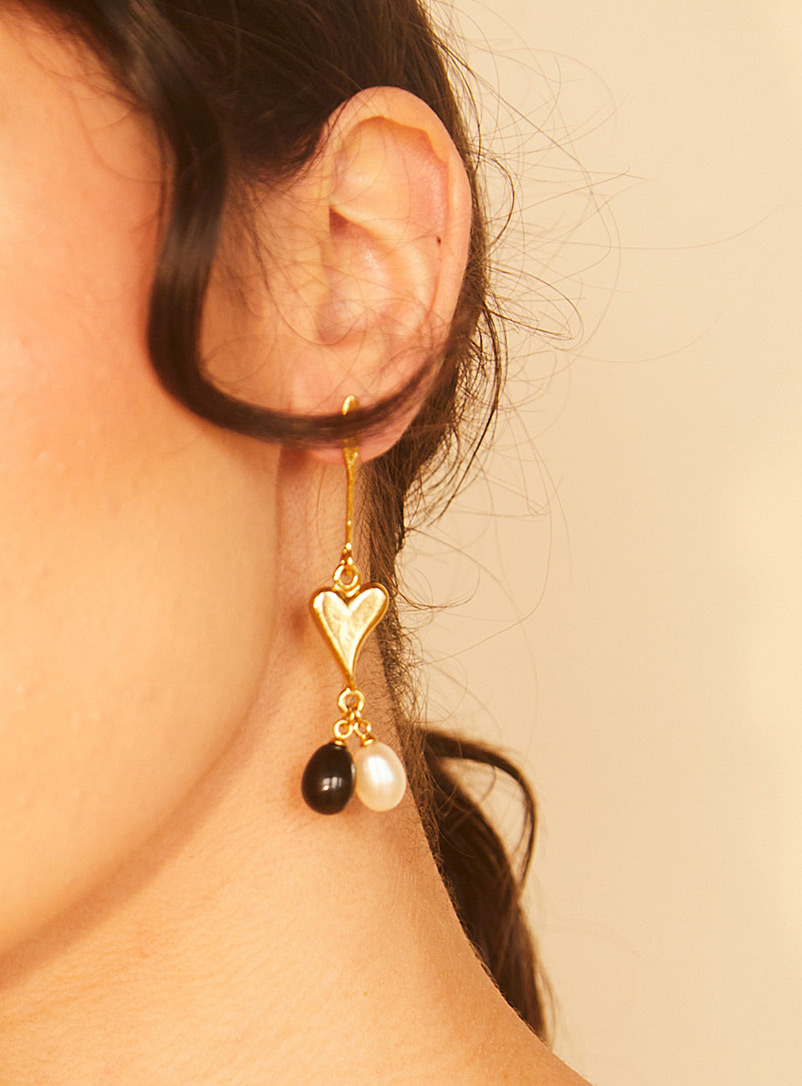 PAR ICI Jewellery: Les boucles d'oreilles pendants Queen of Hearts Assorti