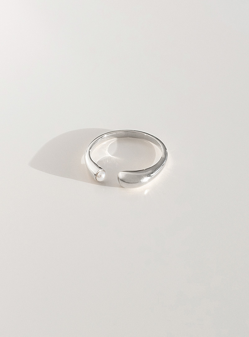 Cadette Silver Eos silver pearl ring