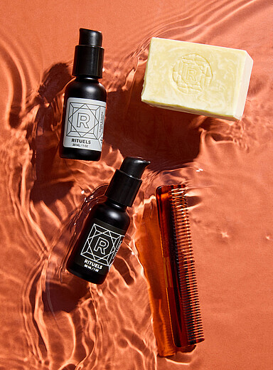 Beard grooming set