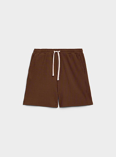 Solid rib-knit short