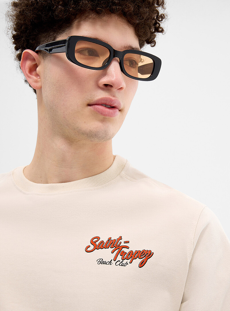 Super Massive Black Sunny destination graphic T-shirt for men
