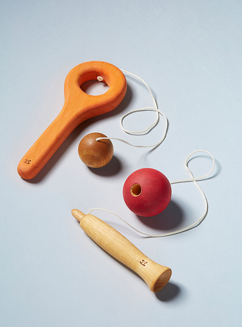 Atelier cheval de bois Red Set of two stick-and-ball toy