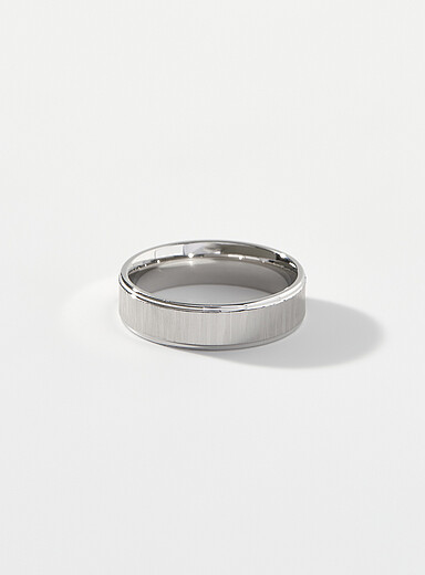 Black stainless-steel ring