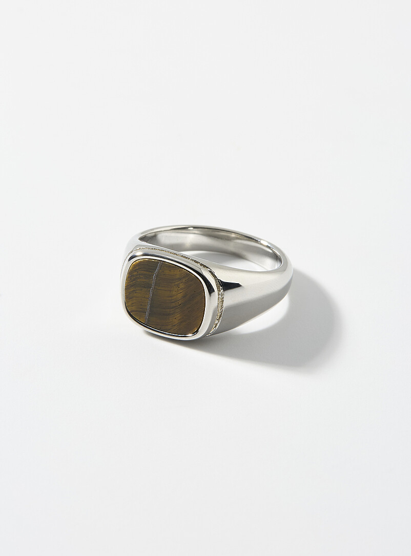 Shiny black stone signet ring product image (primary)