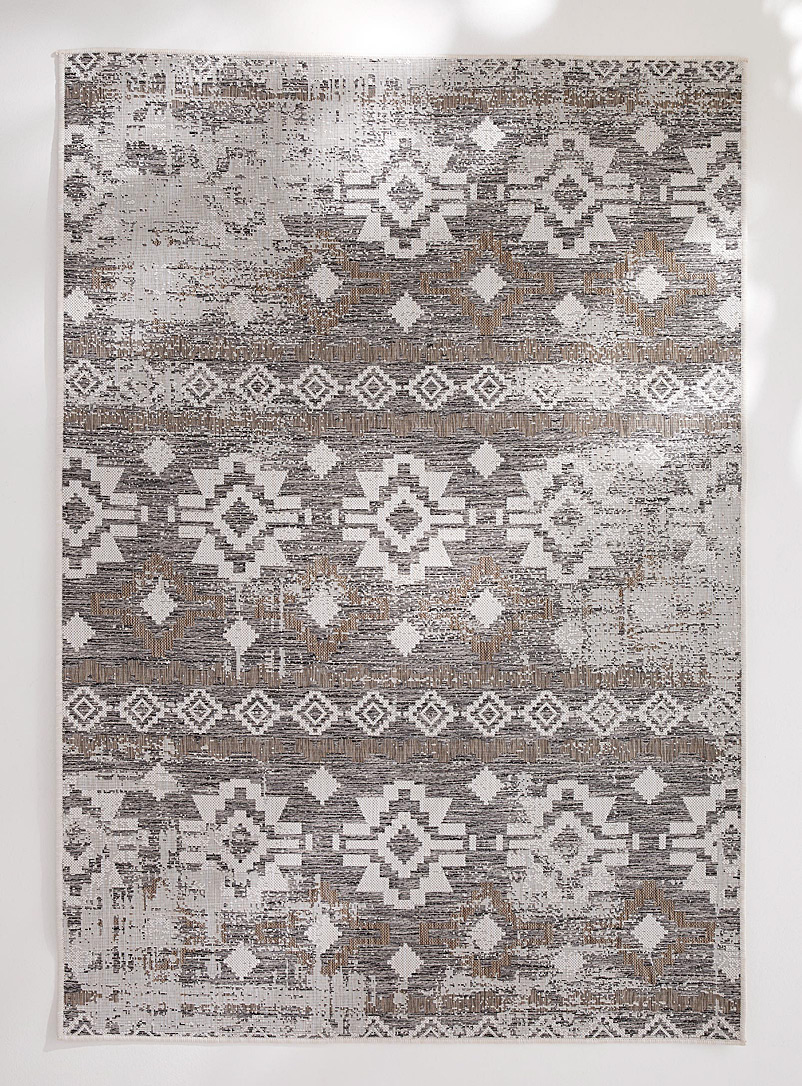 Simons Maison: Le tapis intérieur et extérieur médaillons ensablés Voir nos formats offerts Gris à motifs