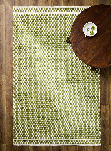 Simons Maison: Le tapis artisanal r&eacute;versible fines rayures Voir les couleurs et formats offerts Vert