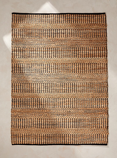 Simons Maison: Le tapis artisanal jute accents noir Voir nos formats offerts Noir