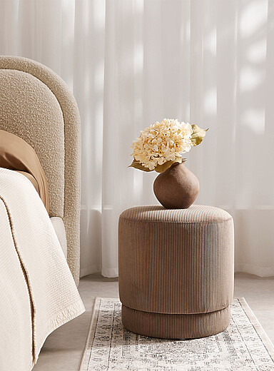 Corduroy round pouf