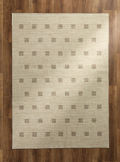 Simons Maison: Le tapis petits carr&eacute;s align&eacute;s Voir nos formats offerts Blanc &agrave; motifs