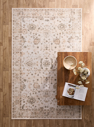 Simons Maison: Le tapis effet d&eacute;lav&eacute; motif floral Voir nos formats offerts Ivoire - Beige cr&egrave;me
