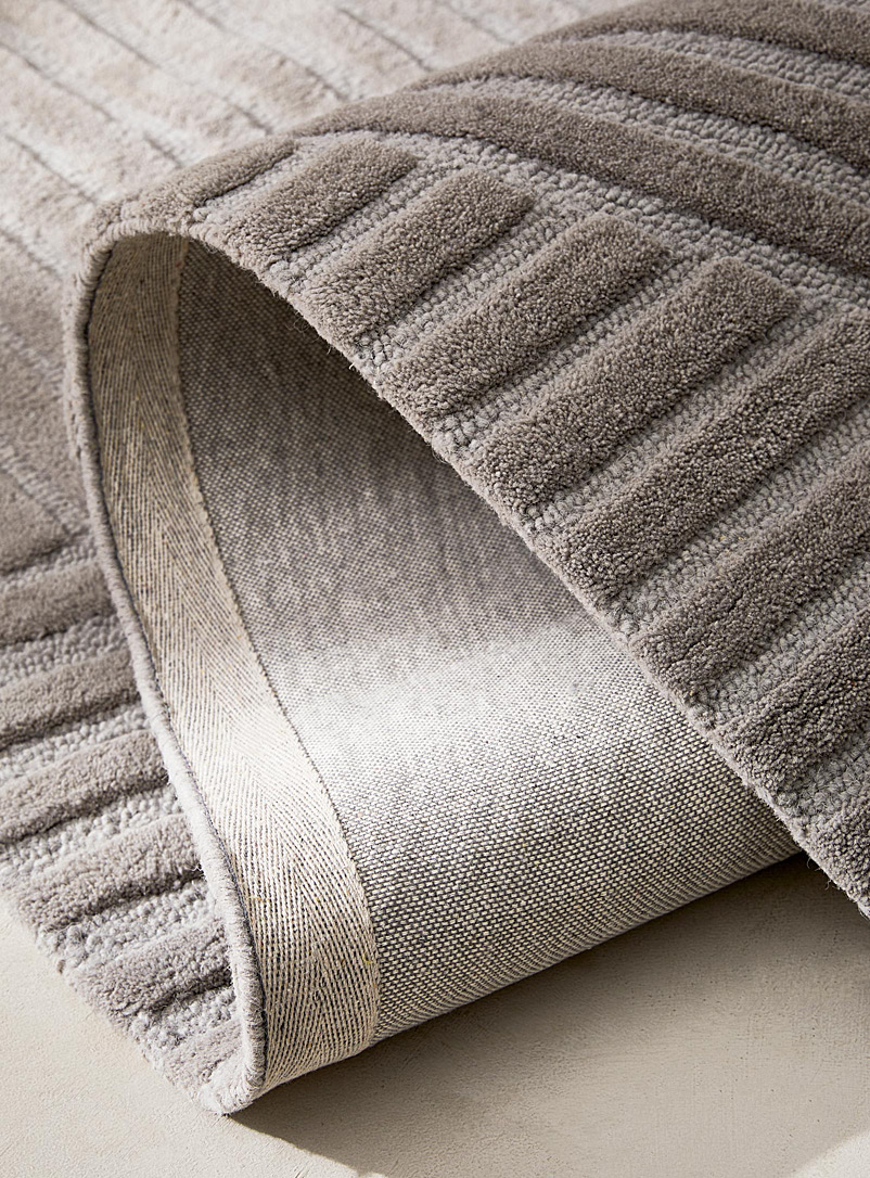 Winding contrast wool artisanal rug See available sizes product image 2