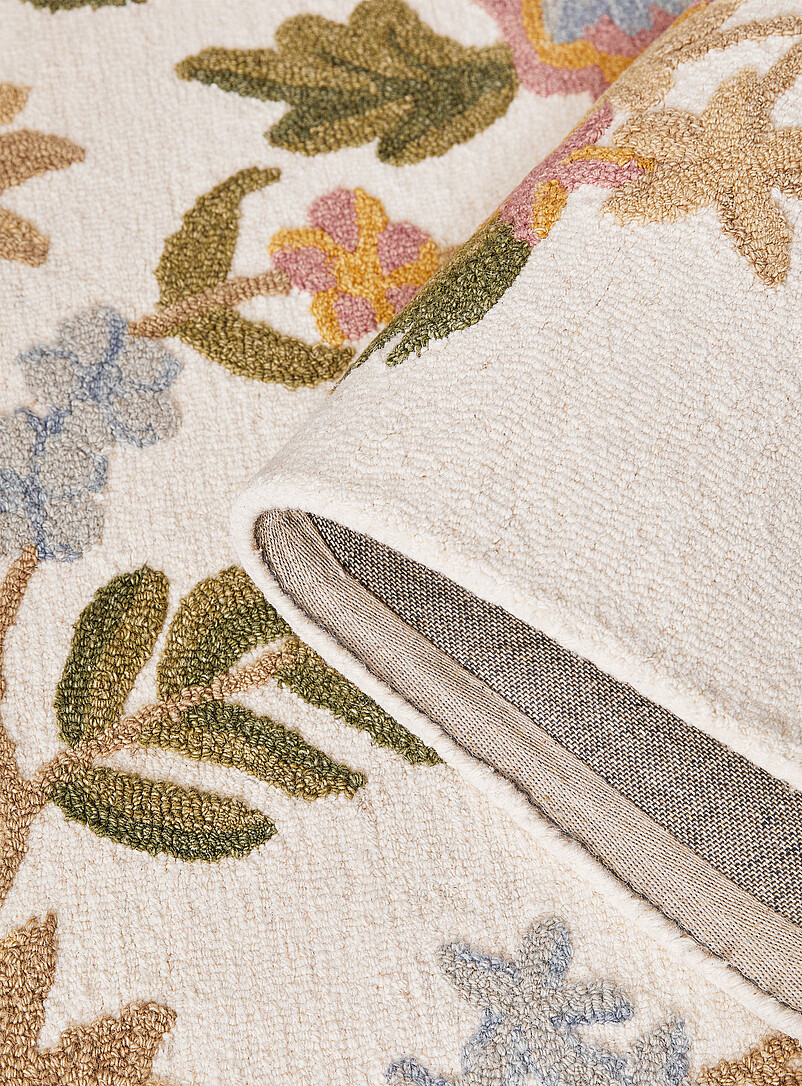 Floral lyricism artisanal rug See available sizes product image 2