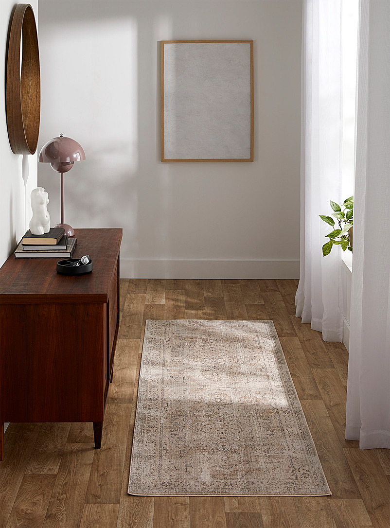Refined Medallion Hallway Runner 75 X 228 Cm