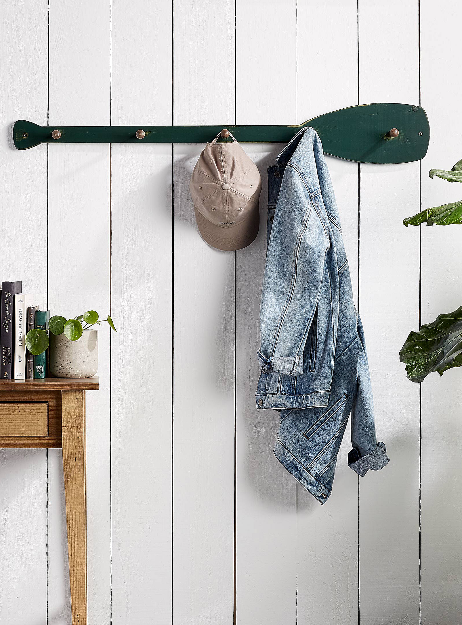 Springwater Woodcraft Paddle Wall Coat Rack In Green