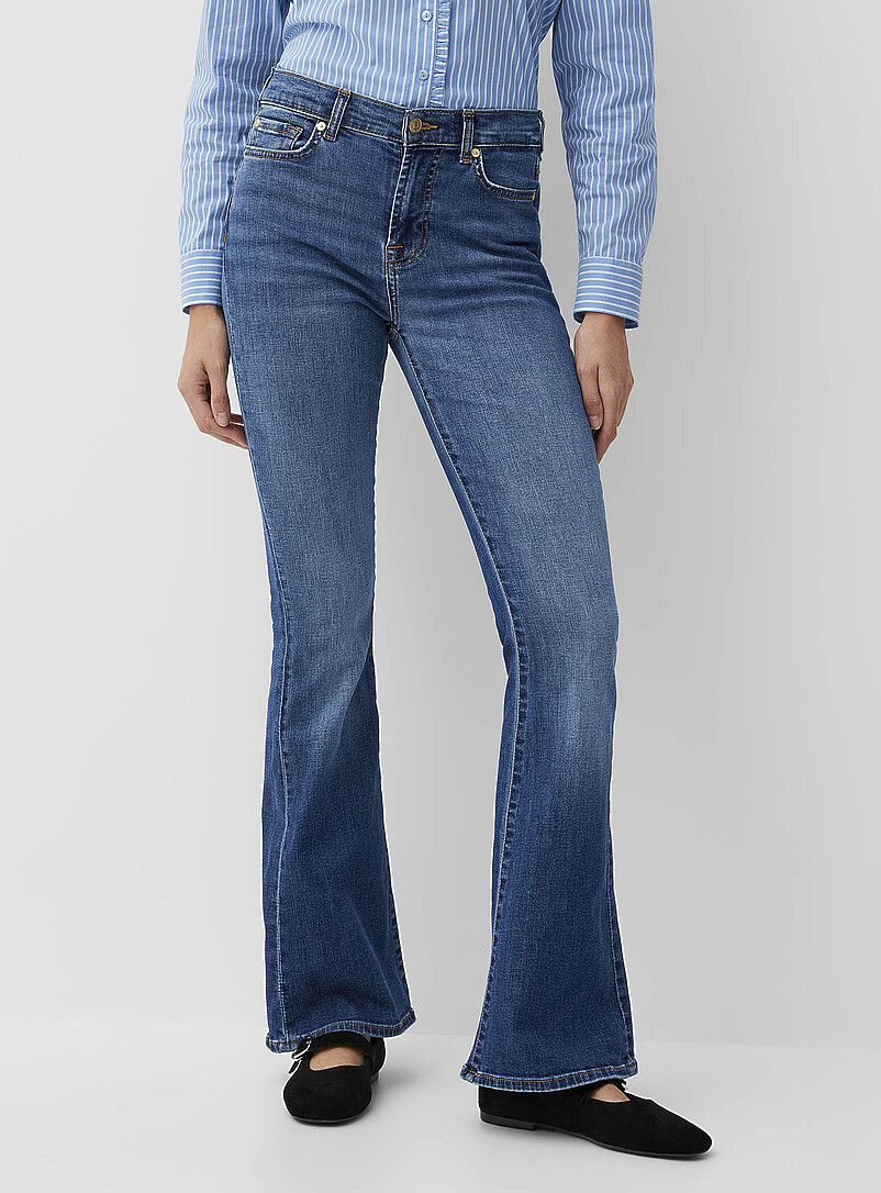 Ali medium-indigo stretch jean Fit: Flared leg, regular rise | 7