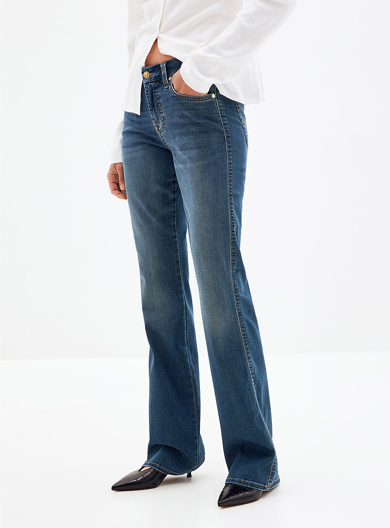Medium indigo contrast seams Kimmie jean Fit: Flared leg, regular rise product image 2