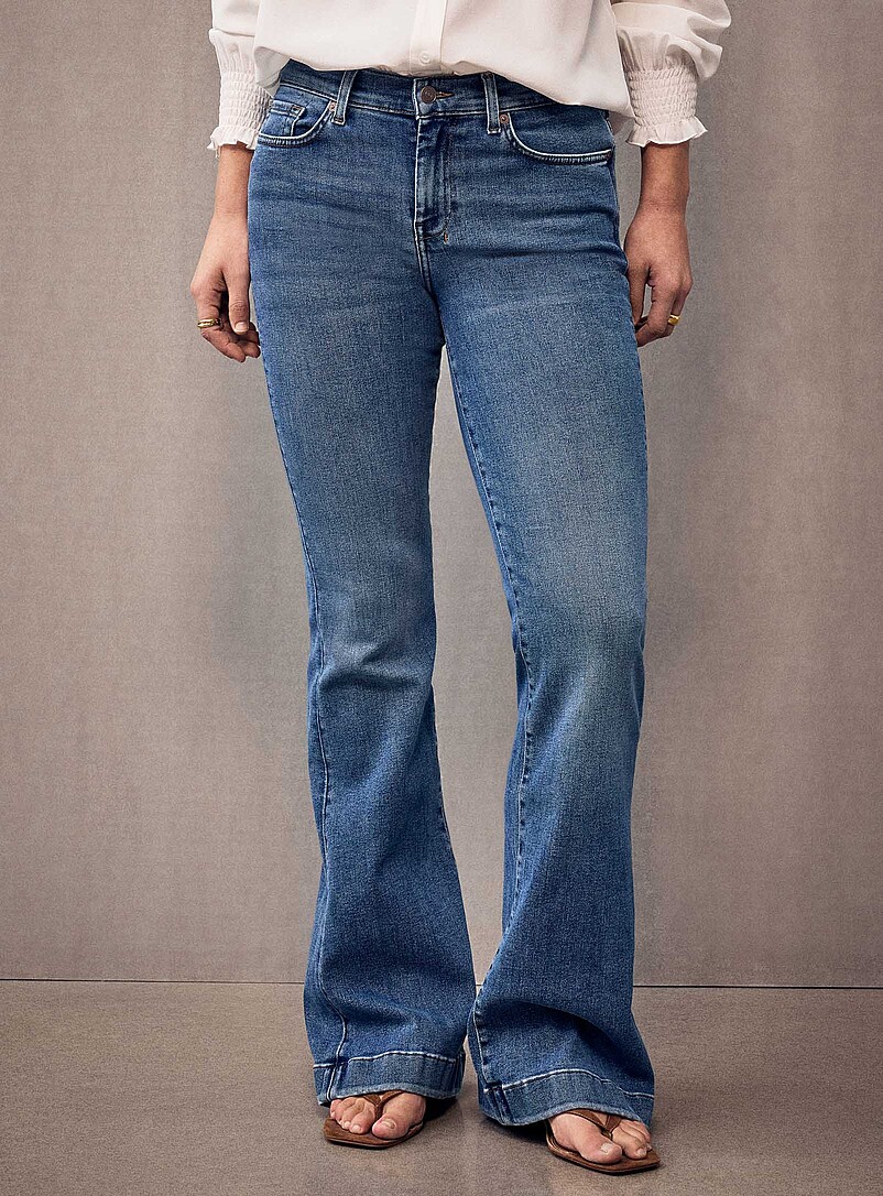 Dojo faded medium indigo jean Fit: Flared leg, regular rise product image 2