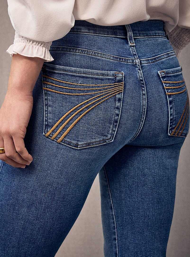Dojo faded medium indigo jean Fit: Flared leg, regular rise product image 3