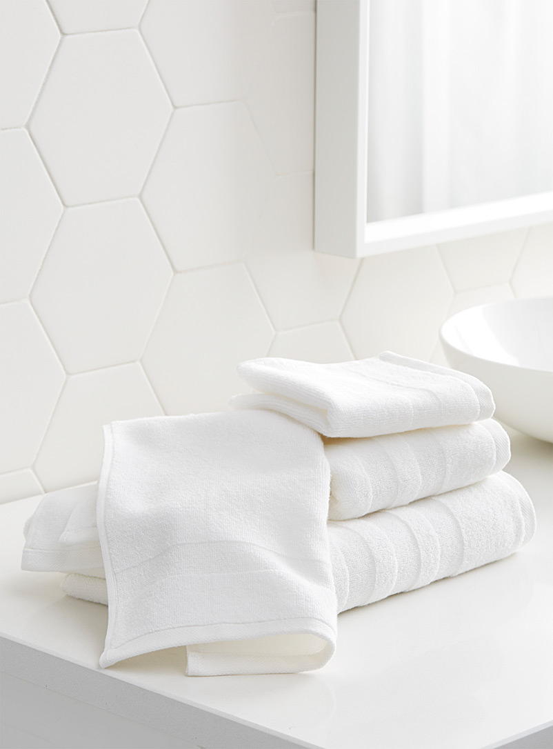 Simons Maison White Luxuriously soft Turkish cotton towels