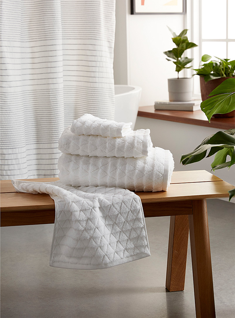 Simons Maison White Prismatic Turkish cotton towels
