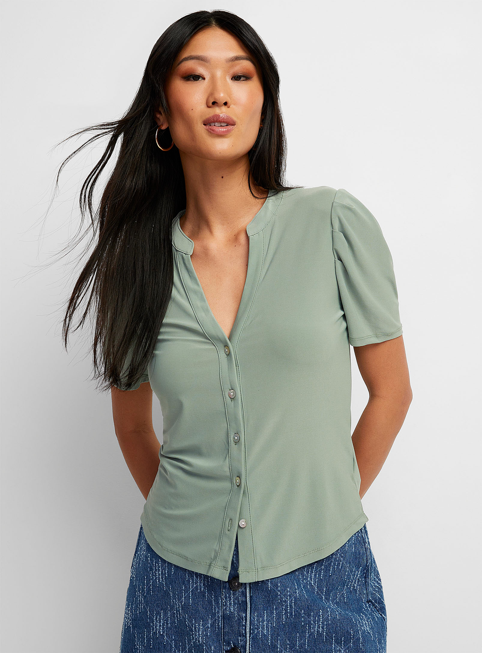 Icone Pleated Shoulders V-neck T-shirt In Mint/pistachio Green