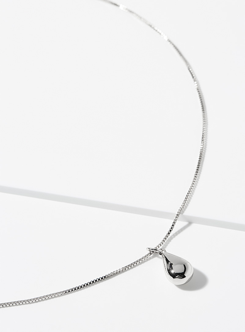 Simons Silver Teardrop pendant chain for women