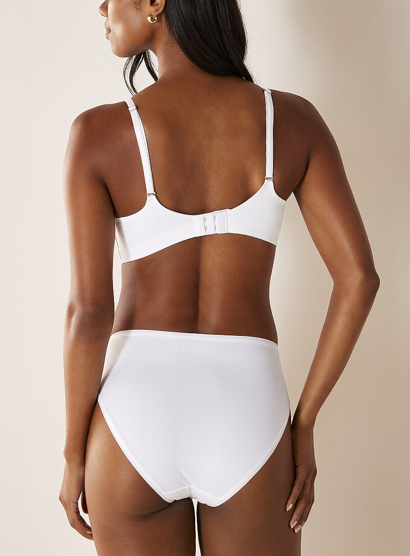 Miiyu White Aurora wireless bra for women