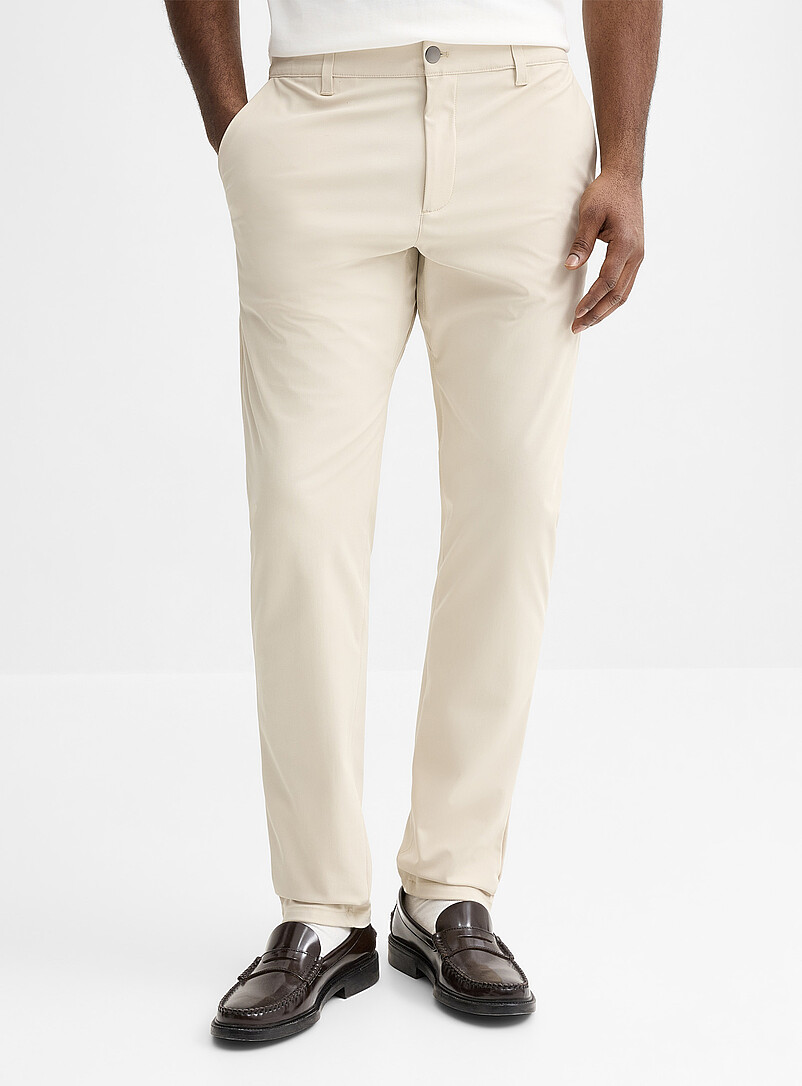 Le 31: Le chino performant Coupe Stockholm - &Eacute;troite <b>Collection Innovation</b> Noir pour homme