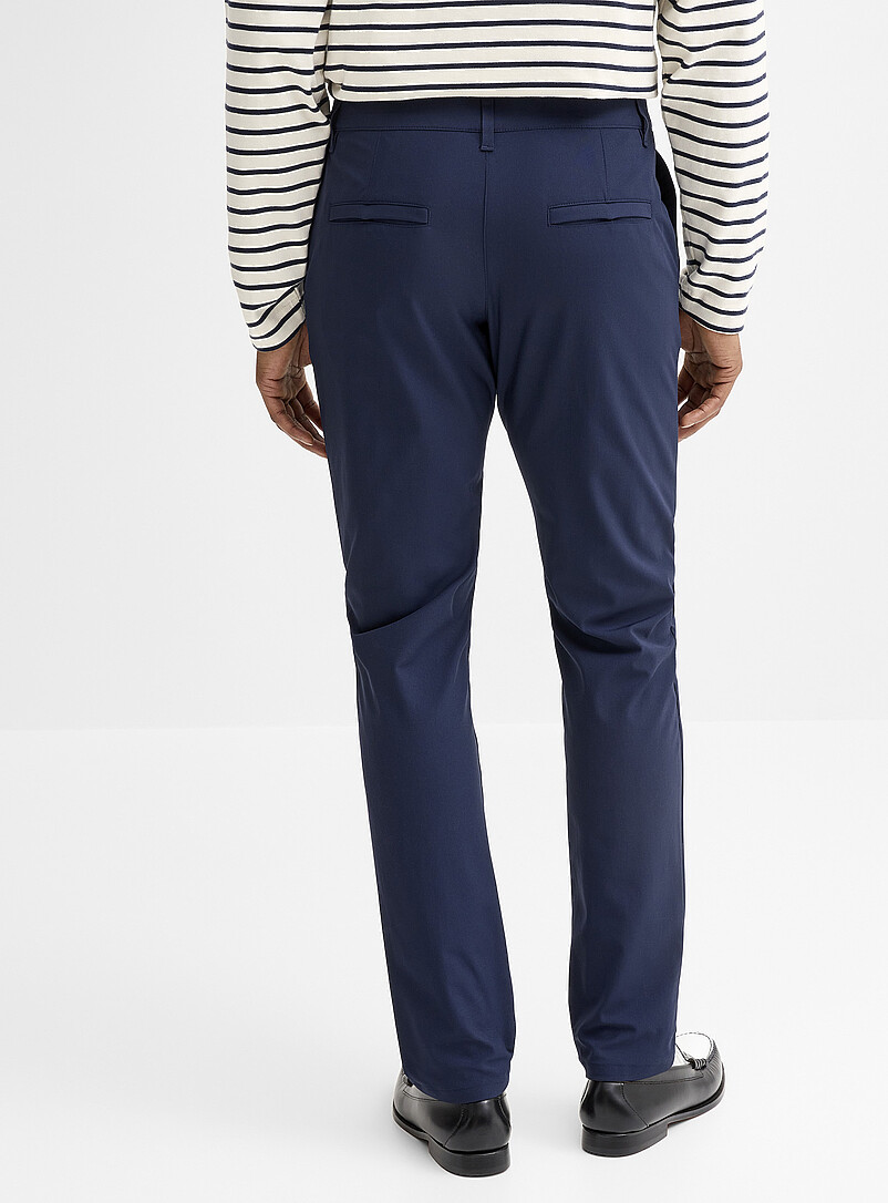 Le 31: Le chino performant Coupe Stockholm - &Eacute;troite <b>Collection Innovation</b> Noir pour homme
