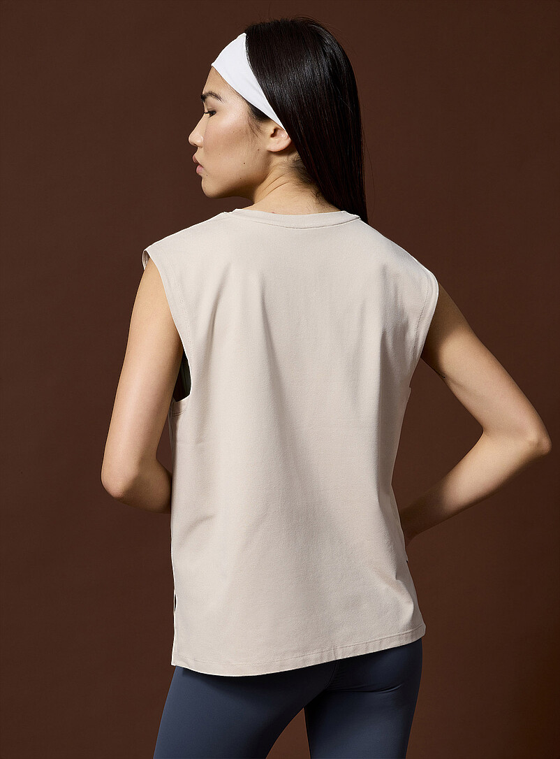 I.FIV5 Ivory/Cream Beige Ultra-soft sleeveless T-shirt for women