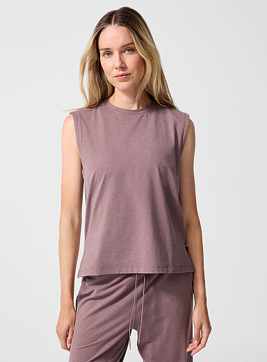 Ultra-soft sleeveless T-shirt