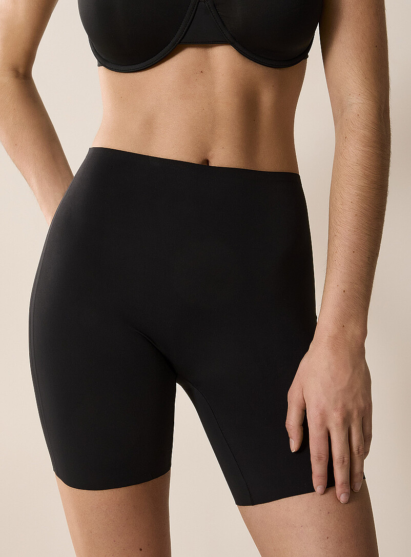 Seamless high-waist smoothing short Length: 6" product image 2